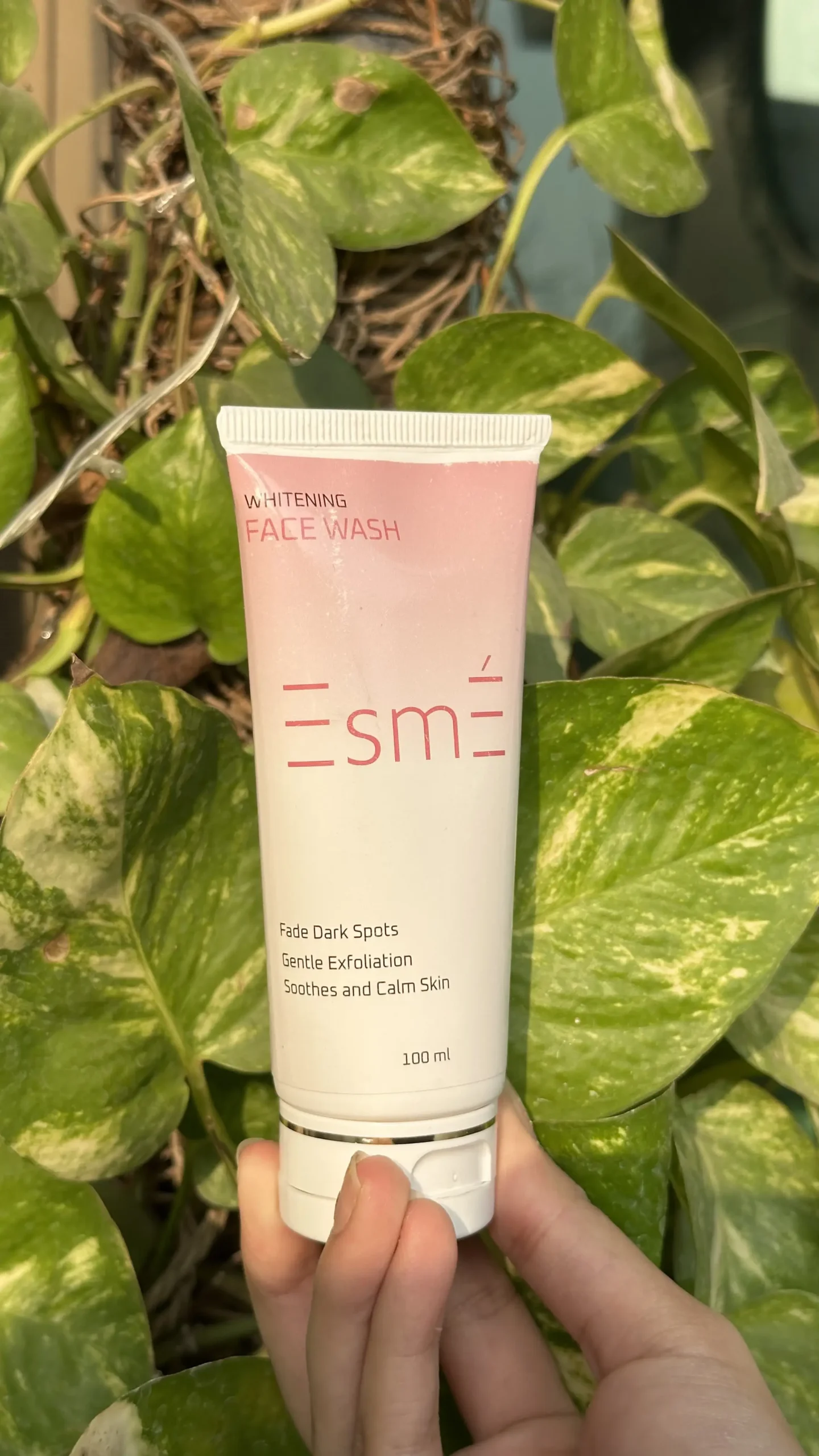 Esme Whitening Face Wash - Image 4